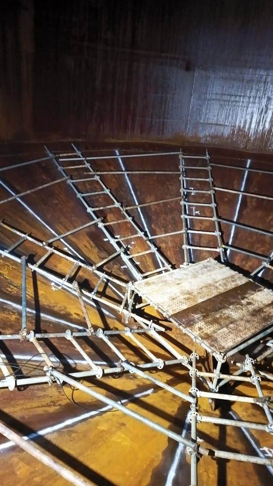 Evaluación y Supervisión de Reparaciones en Tanques de Proceso